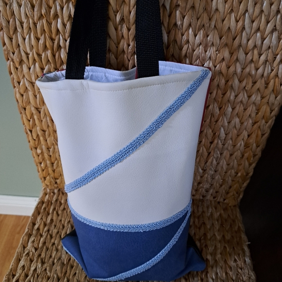 Leather bag - Picture 2 of 3